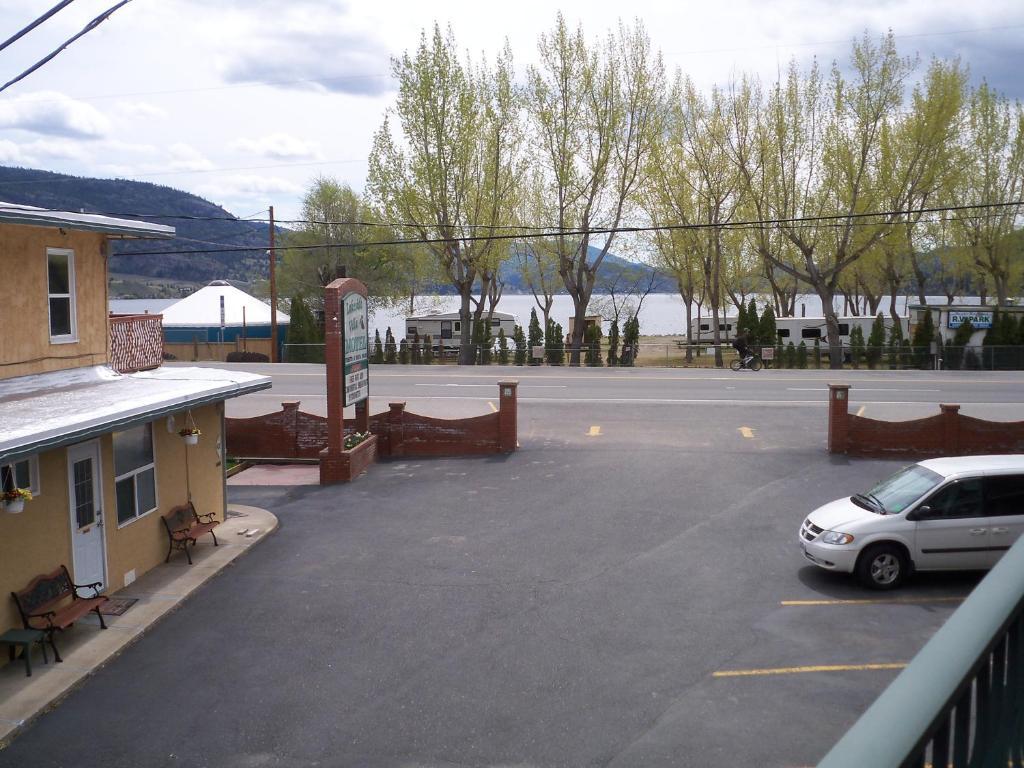 Lakeside Villa & Nordic Spa Penticton Luaran gambar